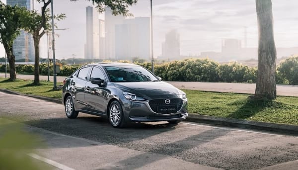 Mobil Mazda 2 Sedan Mobil Mazda 2 Sedan