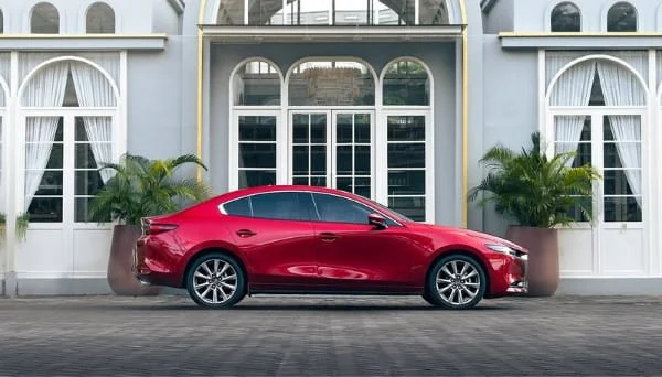 Mobil Mazda 3 Sedan